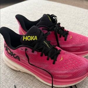Great Condition, Hoka Men’s Clifton 9, Size 9.5B